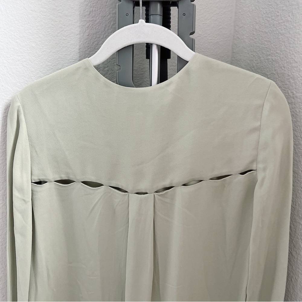 REISS Noa Cutout Detail Blouse - Picture 9 of 11